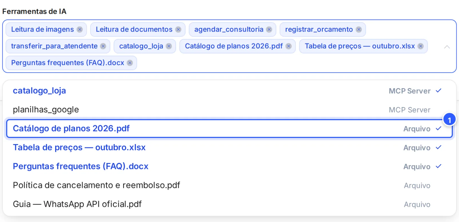 Lista de Ferramentas de IA do agente aberta no fim, com os arquivos carregados no AI Hub, cada um com o tipo Arquivo à direita.