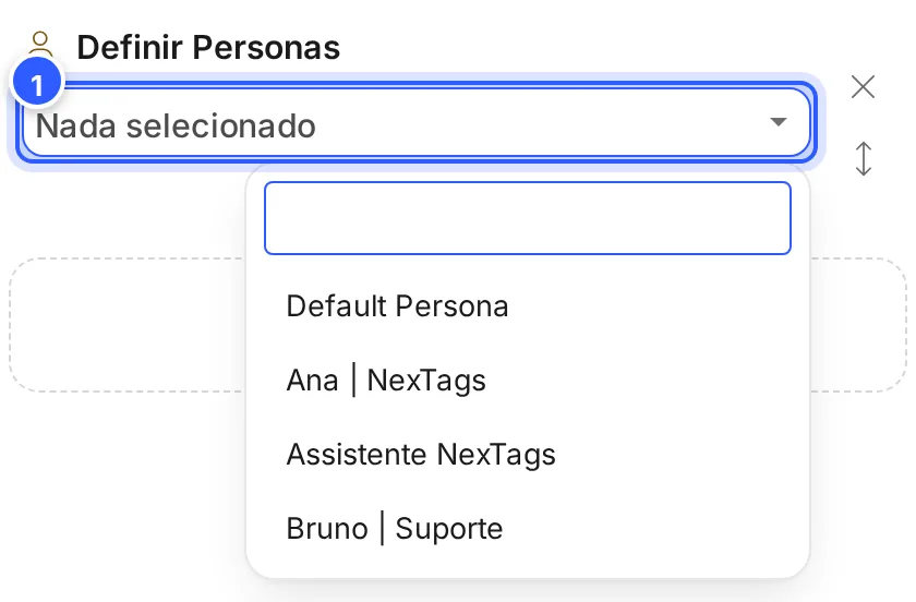 Ação Definir Personas na etapa Ações do fluxo, com a lista aberta: Default Persona e as personas da conta.